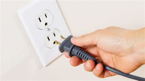 junction box gets hot|Why an Electrical Outlet Would Feel Warm and How .